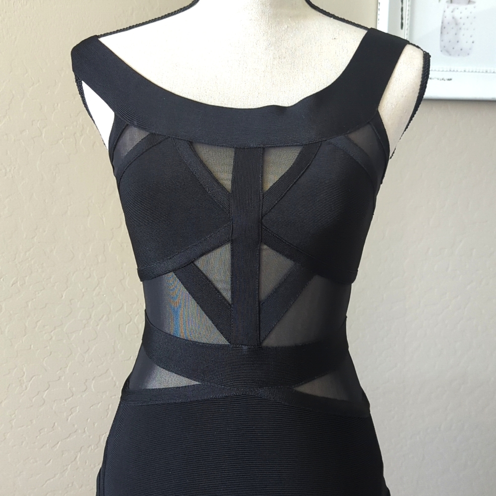 Bodycon bandage little black dress